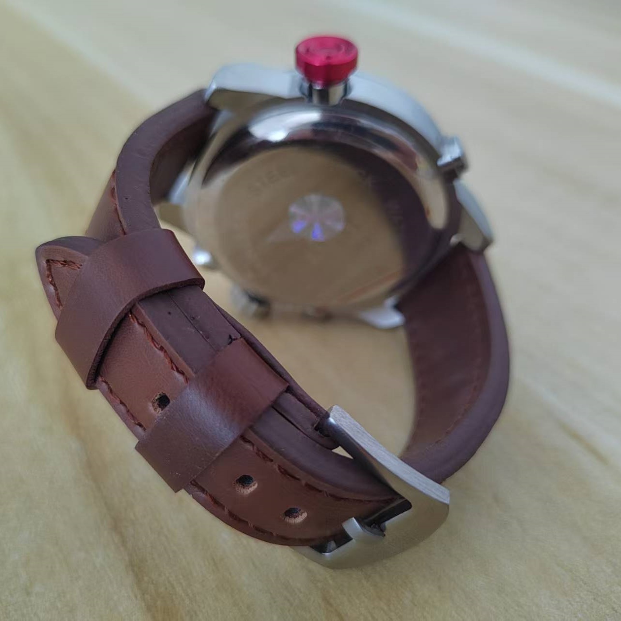 新しい AMST 高級ブランドメンズクォーツ LED 腕時計 - Citizen Watch Promaster のレビューと価格