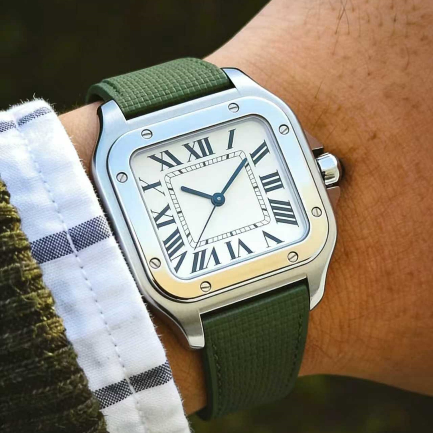 カルティエ サンドス L Mサイズ セイルクロス シグネチャ - Cartier Watch Ballon Bleu のレビューと価格